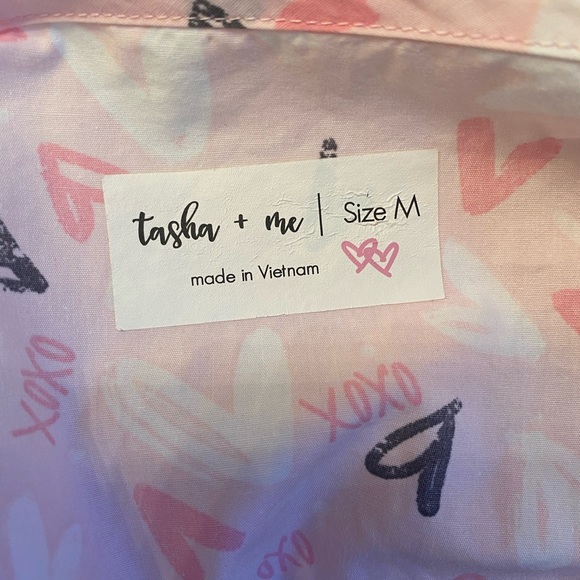 Scrub top. - Picture 2 of 3